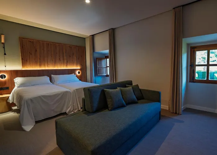 Hotel Valle Del Ambroz 4*