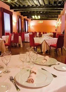 Hotel Valle Del Ambroz