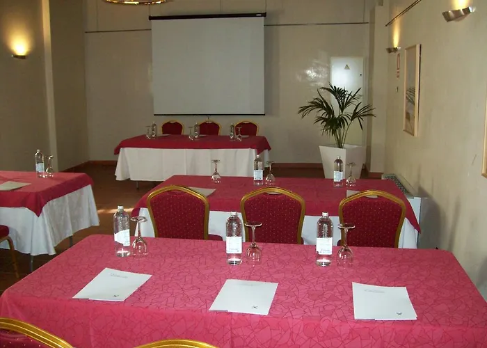 Hotel Valle Del Ambroz 4*